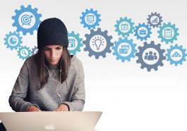 Woman Entrepreneur Computer - Tumisu / Pixabay