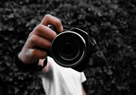 Camera Man Lens Focus Hand Tool  - luisambrosgomez / Pixabay