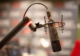 Microphone Radio Mic Studio Audio  - AndrzejRembowski / Pixabay