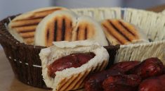 Sausage Bread Bun Basket  - victoriamorgado5 / Pixabay