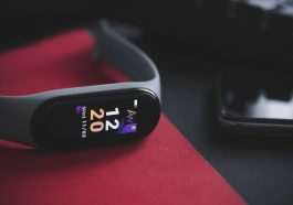 Fitness Band Fitness Tracker - PillyNG / Pixabay