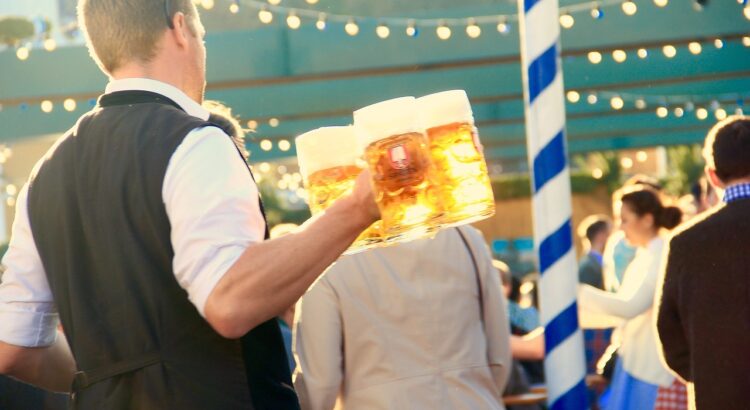 oktoberfest, munich, waiter