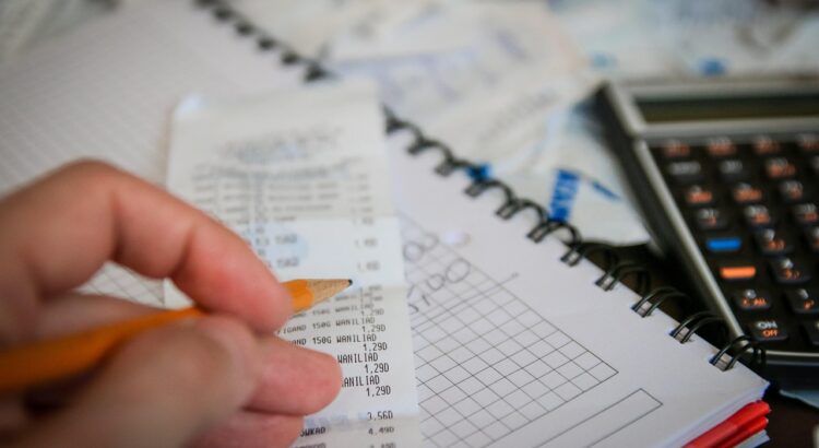 money, bills, calculator, to save, savings, taxes, business, money, calculator, calculator, savings, taxes, taxes, taxes, taxes, taxes